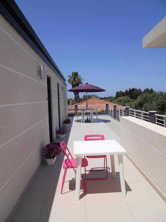 Selenite Villa Capo dʼOrlando Værelse billede